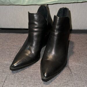 Steve Madden Camryn Booties